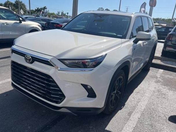 TOYOTA GRAND HIGHLANDER 2024 5TDAAAA52RS012887 image